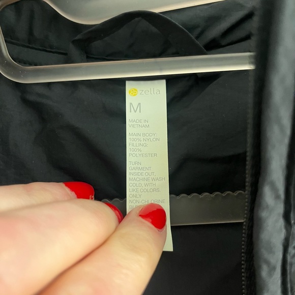 Zella Women’s Packable Quilted Vest - Picture 2 of 3